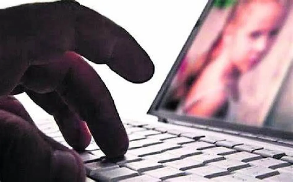 Fue condenado un barilochense que tenía en su PC más de 500 imágenes de abuso infantil