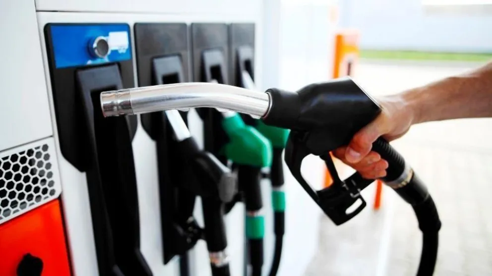 Gran aumento en el precio de los combustibles: petroleras incrementan hasta un 27% el costo de la nafta