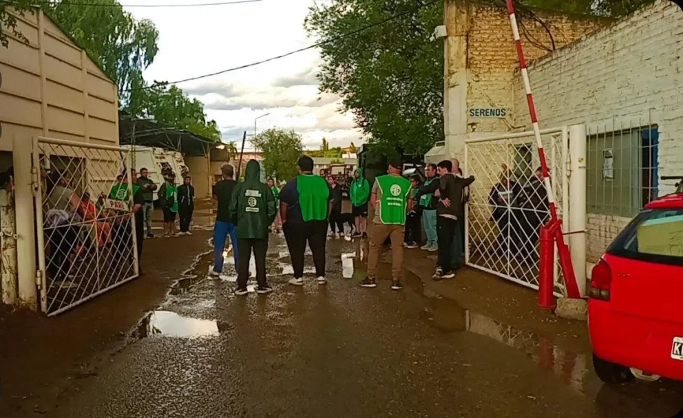 Sorpresiva protesta de ATE en el corralón municipal por más de cien despidos