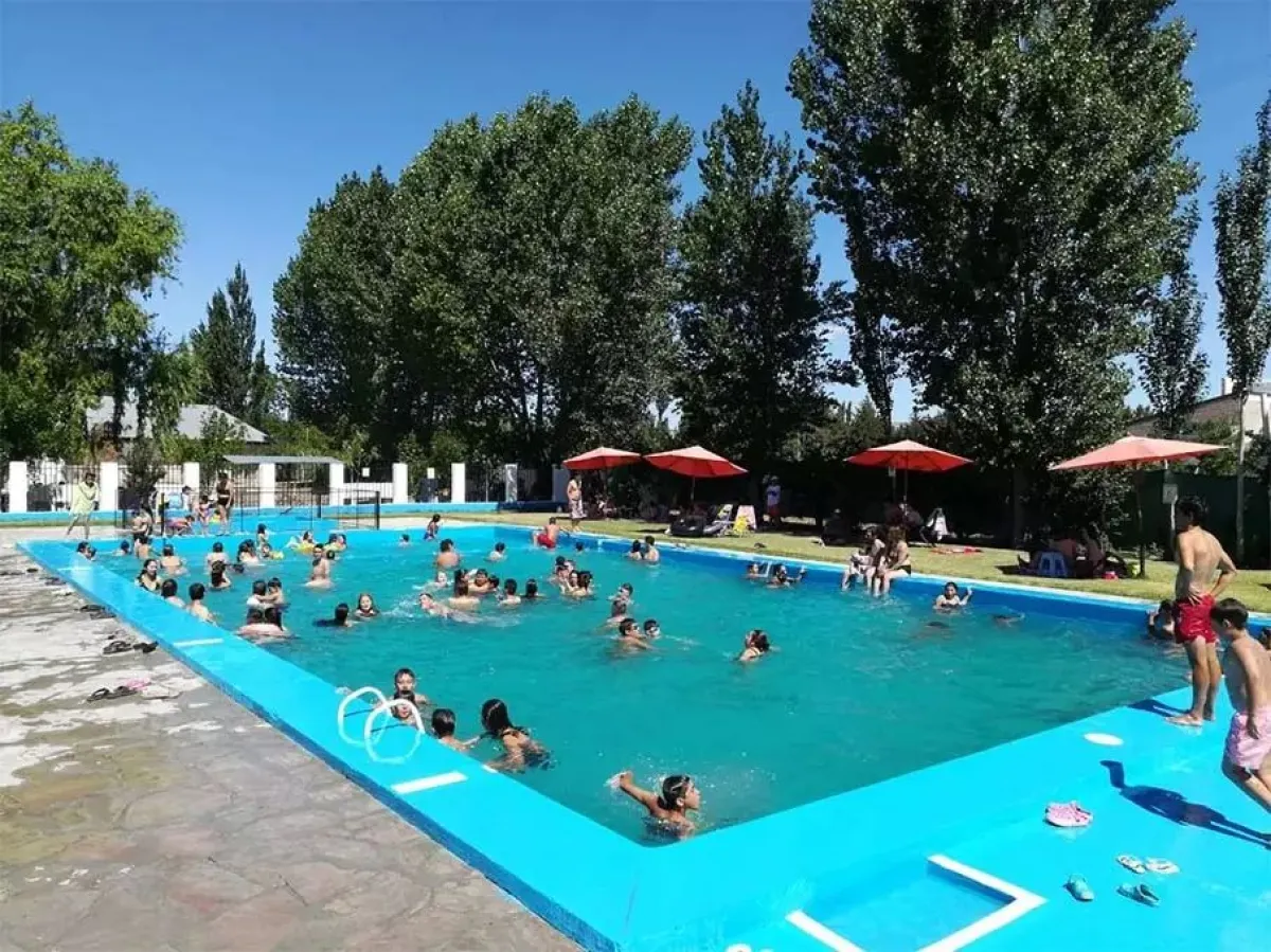 Verano 2026 en Roca: conocé los precios de las piletas para esta ...