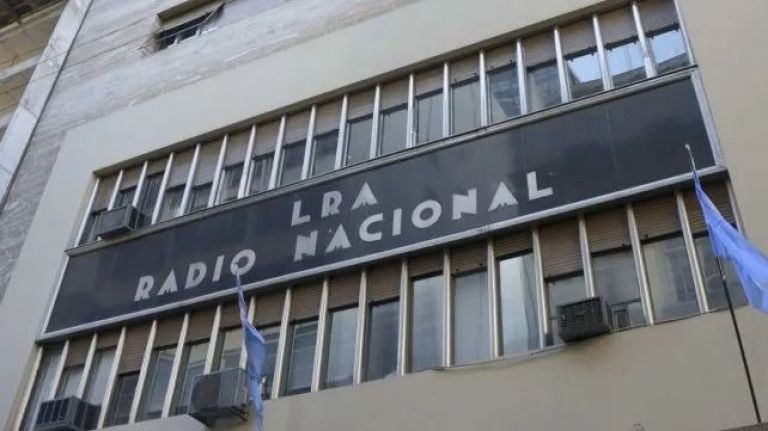 Radio Nacional: No Le Renovaron El Contrato A 500 Empleados | ANR ...