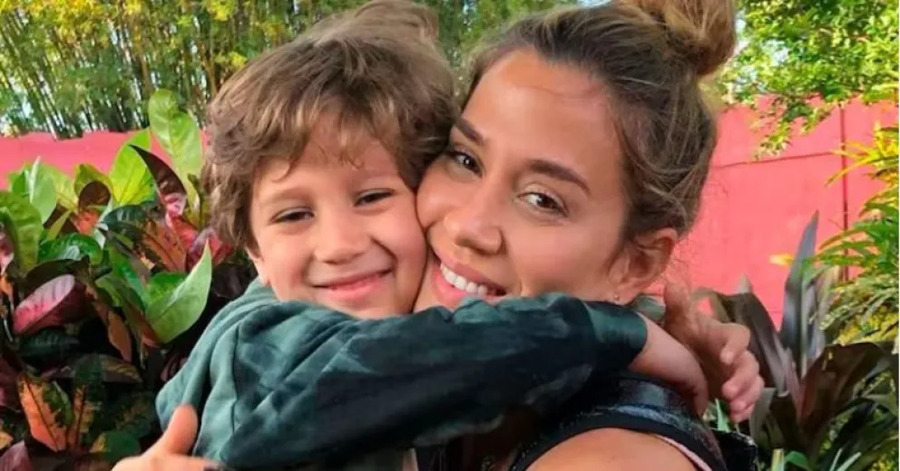 Momo, el hijo de Jimena Barón, arrancó su emprendimiento en Necochea