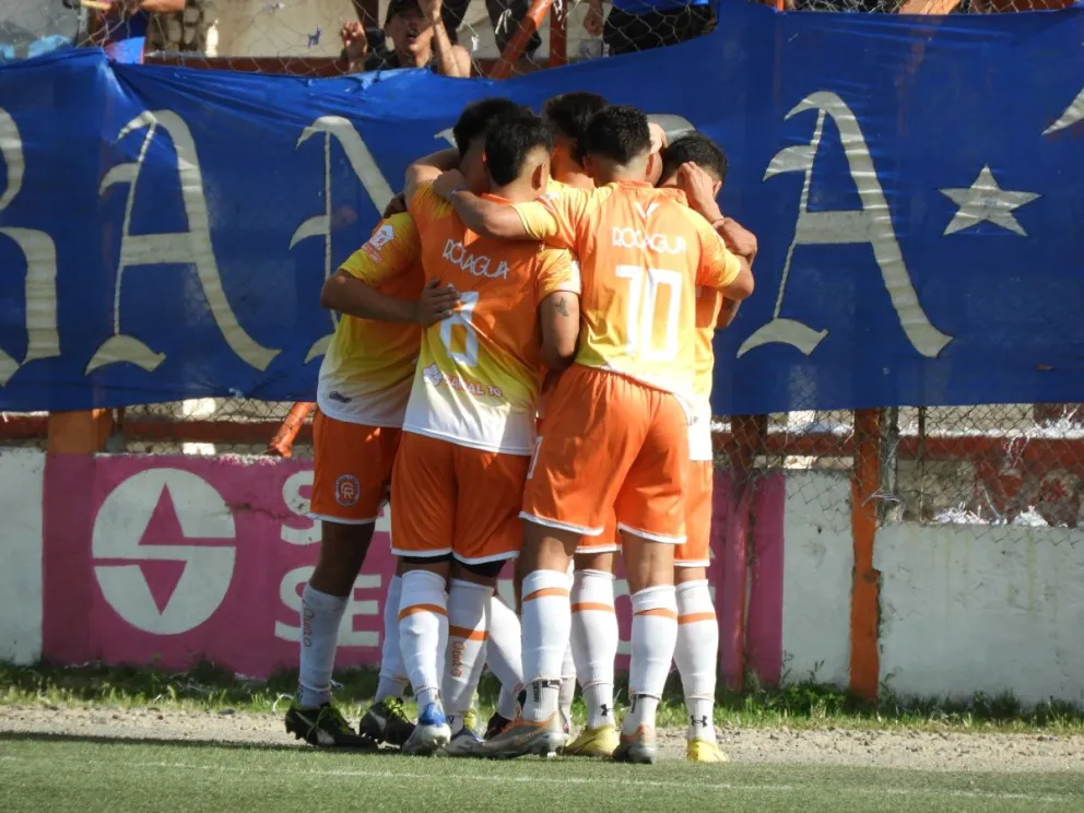Cuartos de Final del Torneo Regional: Deportivo Roca recibe a Catriel esta tarde