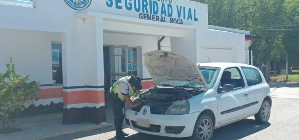 Dos rodados fueron retenidos en Roca por pedido de secuestro y defraudación