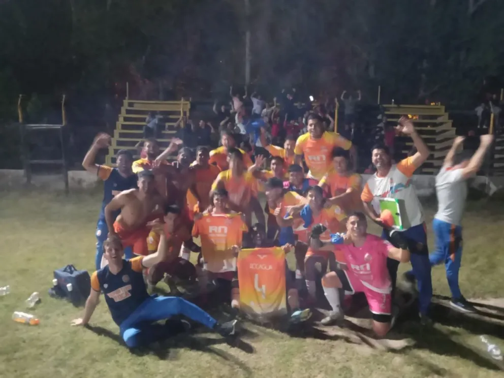 Por penales, Deportivo Roca avanzó a semifinales del Torneo Regional Federal Amateur