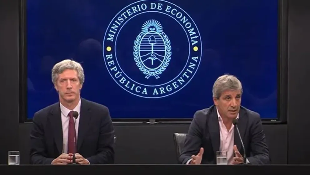 Luis Caputo habló tras el acuerdo con el FMI: “Si la Ley Ómnibus no pasa, las medidas van a ser más duras”