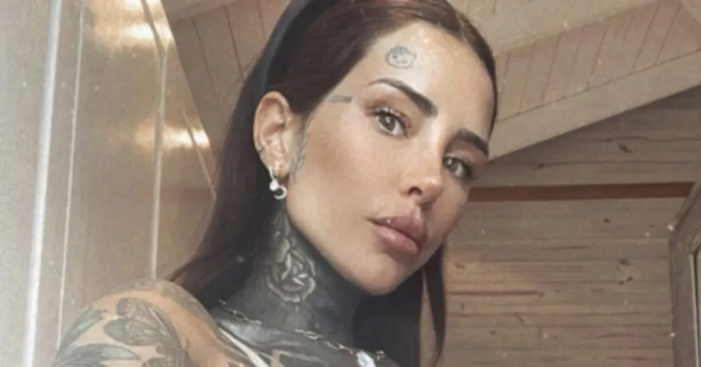 Revuelo por la tendencia de las microbikinis bicolor