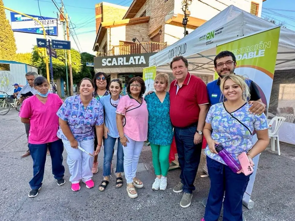 Weretilneck acompañó la inauguración de la Fiesta Nacional de la Pera en Allen