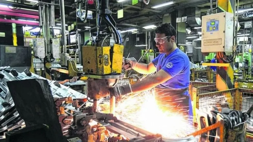 Caída del 0,9% en la actividad económica en noviembre de 2023