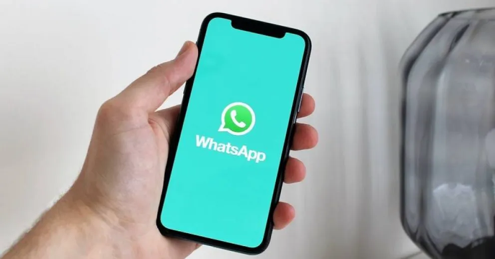Revelamos cómo desaparecer de WhatsApp y leer mensajes a escondidas