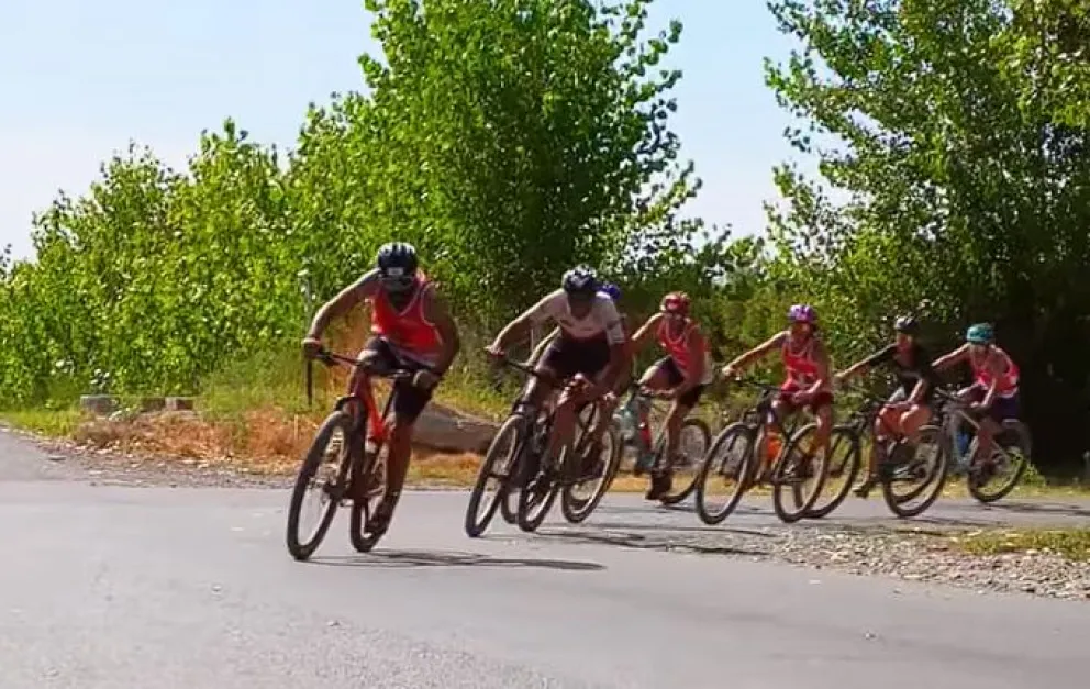 Triatlón de la Pera 2024: Tras desafíos en el inicio, se consagraron los ganadores 