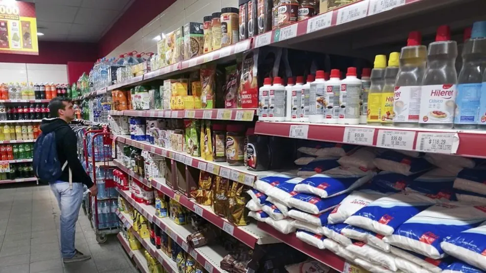 El Gobierno deroga normas de controles de precios, regulaciones y abastecimiento