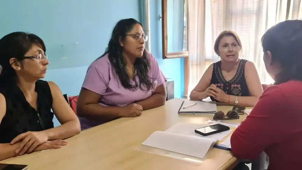 “Trabajamos para ordenar los hospitales y estar cerca de la gente”, expresó Senesi