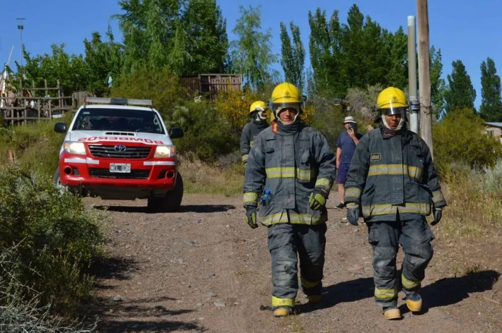 Se incendió un silo con alimentos para animales en un establecimiento rural