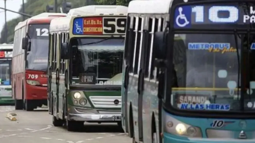 Acuerdo salarial entre UTA y empresas de transporte público