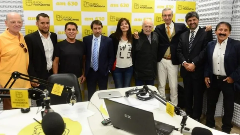 Despiden al reconocido conductor de radio: sorpresa y malestar