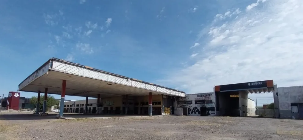 Una mujer denunció que fue violada en una estación de servicio abandonada de Roca