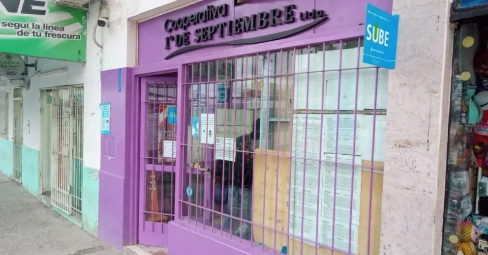 Este miércoles, 1° de mayo, no habrá servicio de colectivos en Roca