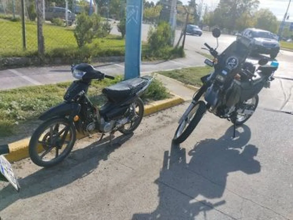 Control policial: escribieron los números de motor a mano y los descubrió la policía 