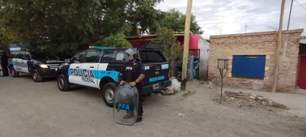 Tras un allanamiento desarticularon un punto de venta de drogas en Roca