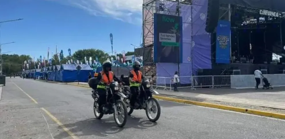 Si te vas a acercar a la Fiesta de la Confluencia en auto o en colectivo, esto es lo que necesitas saber