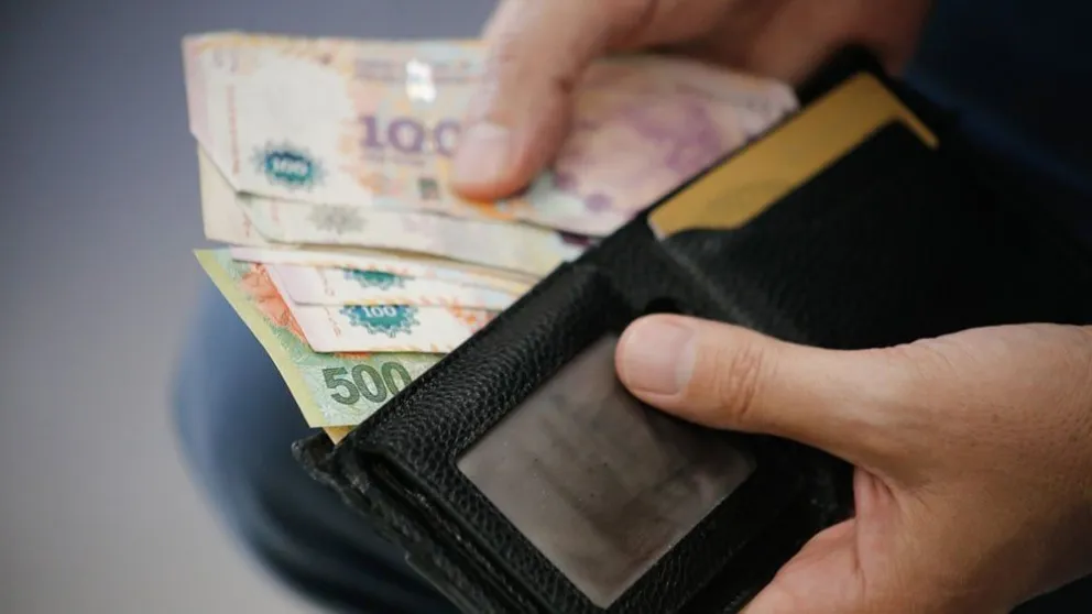 Deterioro monetario: Los sueldos se hundieron frente a la inflación