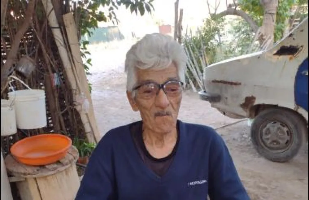 Le robaron el tanque y dejaron sin agua a un anciano de Quinta 25 