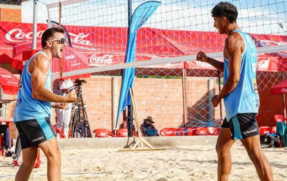El roquense Augusto Sosaya representó a Argentina en el Circuito Sudamericano de Beach Vóley 