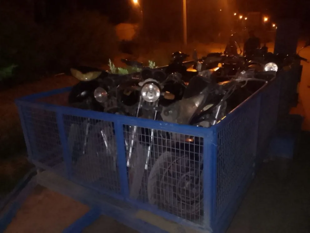Tras operativos de control 11 motos y 1 auto fueron retenidos en Roca
