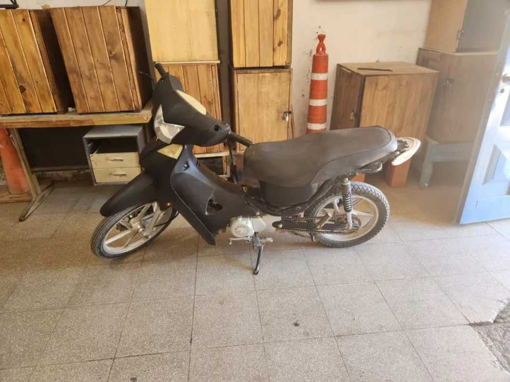 Robaron una moto en el Alto Valle y la pintaron de otro color