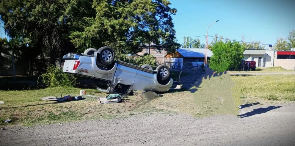 Alcoholizado al volante terminó ruedas para arriba sobre Ruta 65 