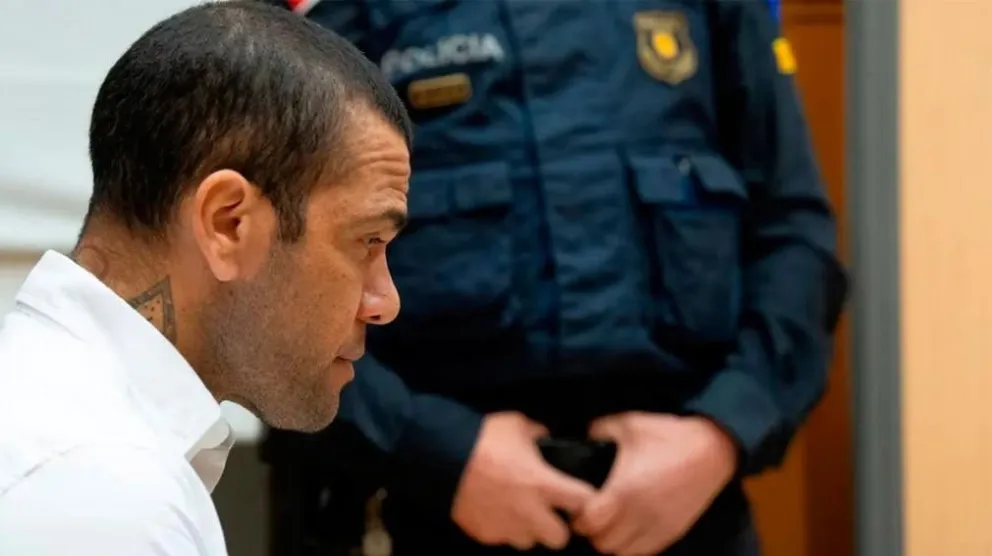 Daniel Alves fue condenado por abuso sexual a 4 años y 6 meses de prisión