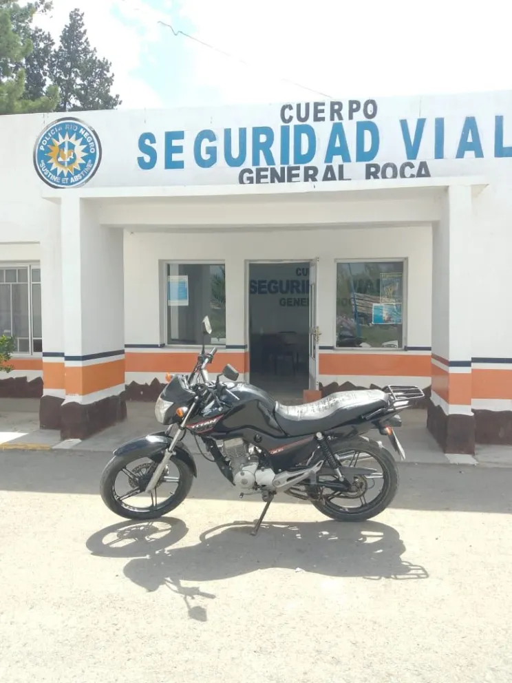 Recuperan en Roca una moto que había sido robada en Neuquén