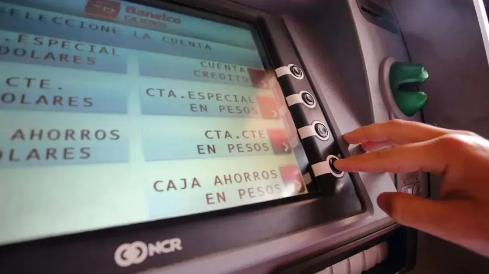 Este viernes comienza el pago del bono de febrero a estatales rionegrinos