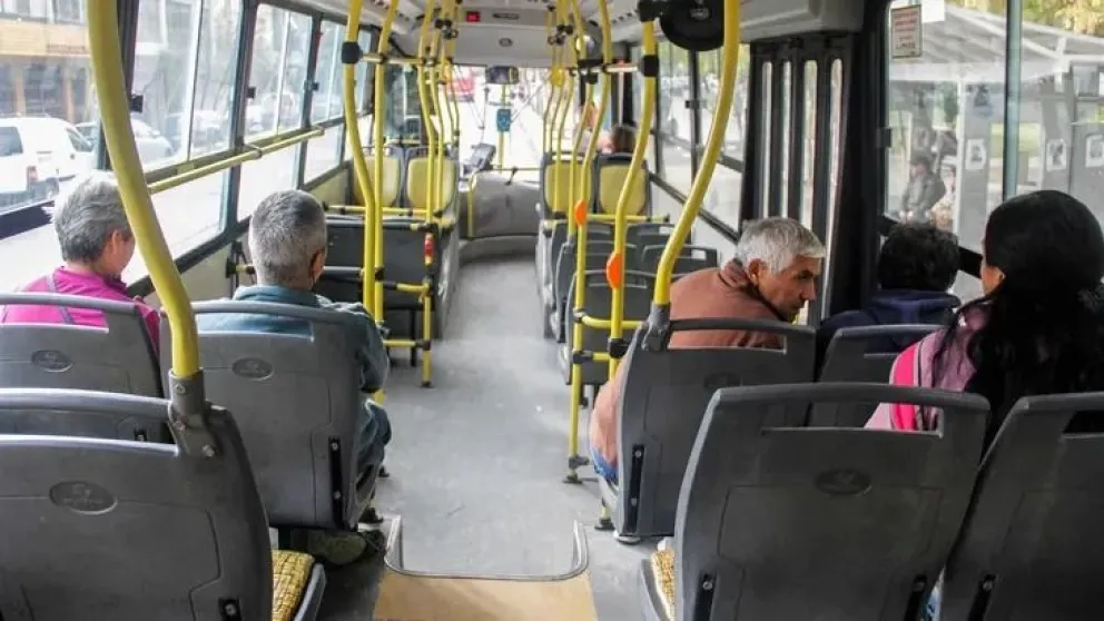 La Justicia prohíbe al Gobierno eliminar los subsidios al transporte