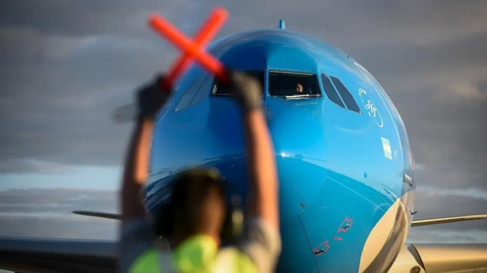 Paro de aeronáuticos: trabajadores declaran medidas de fuerza para el miércoles