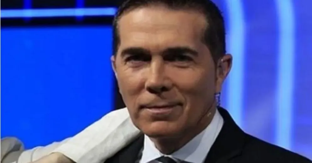 Rodolfo Barili presenta al nuevo integrante de su familia