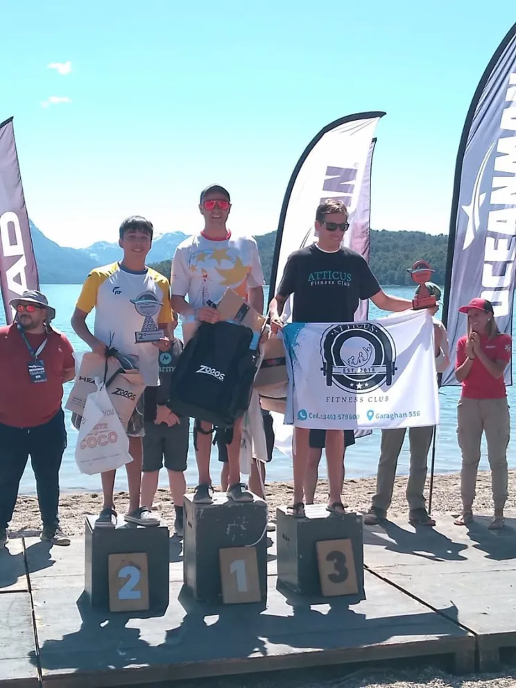 Tomás Cofré volvió a clasificarse a la Final Mundial del OceanMan 