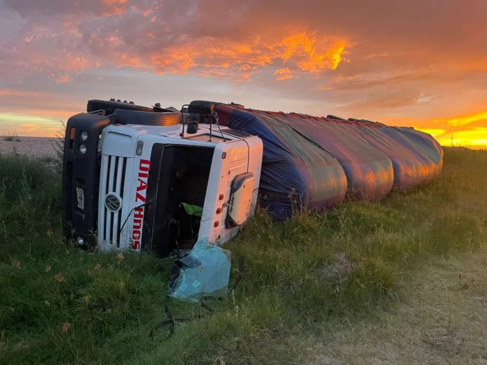 Un camionero se accidentó cuando viajaba camino a Roca