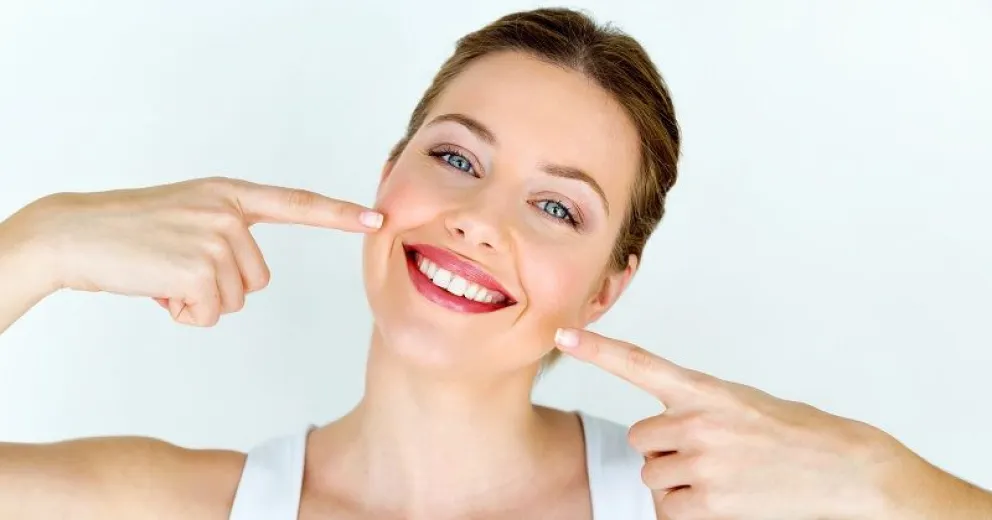 El truco casero para mantener tu higiene dental y prevenir el sarro en los dientes
