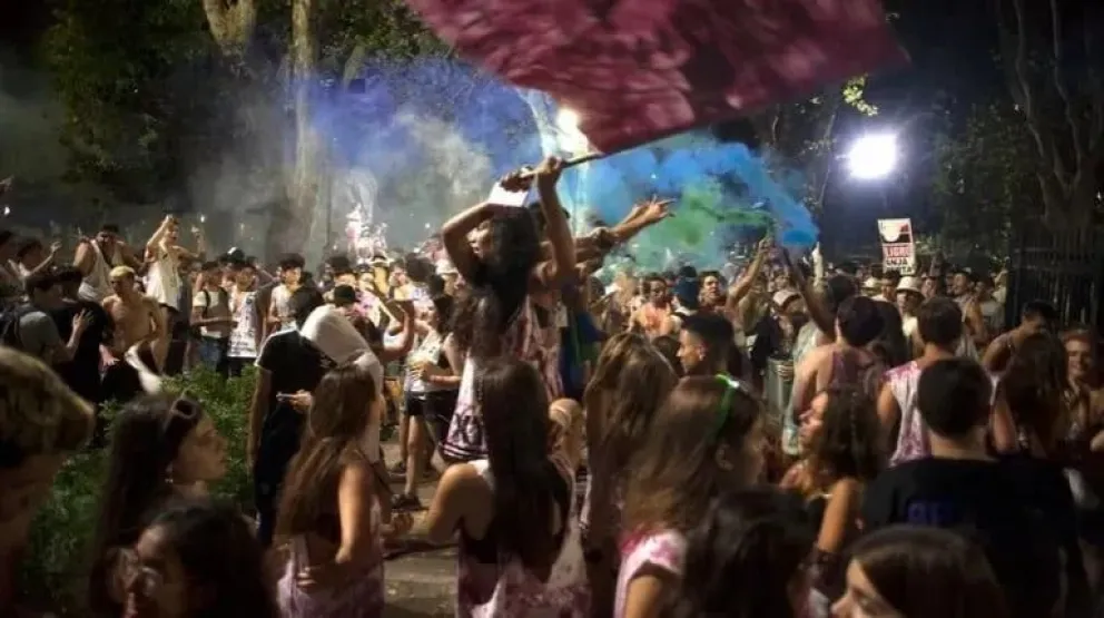 Debido a los festejos del UPD se realizaron operativos de seguridad: atendieron un coma etílico y un profesor resultó lastimado