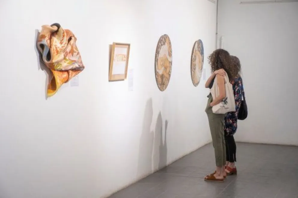 Van a inaugurar dos muestras en el marco del #8M en Roca