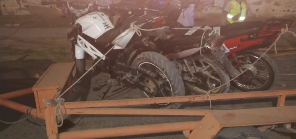 "Flojitos de papeles": secuestran 18 motos y dos autos en el Alto Valle