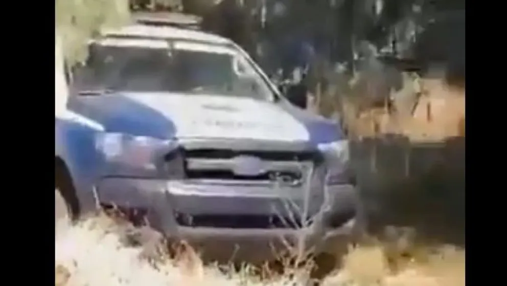 Video: policía se resistió a ser detenido tras ser descubierto teniendo sexo en el patrullero