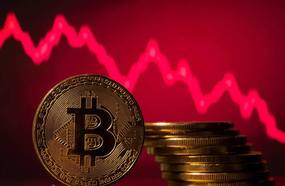 Bitcoin rompe su récord y supera los 72.000 dólares
