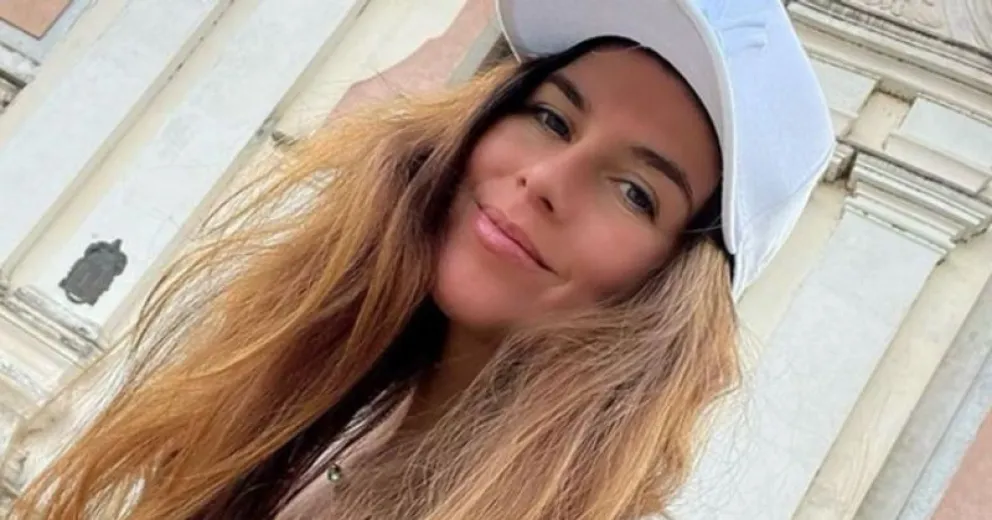 Loly Antoniale sorprende al público al ser vista con reconocido cantante en un boliche