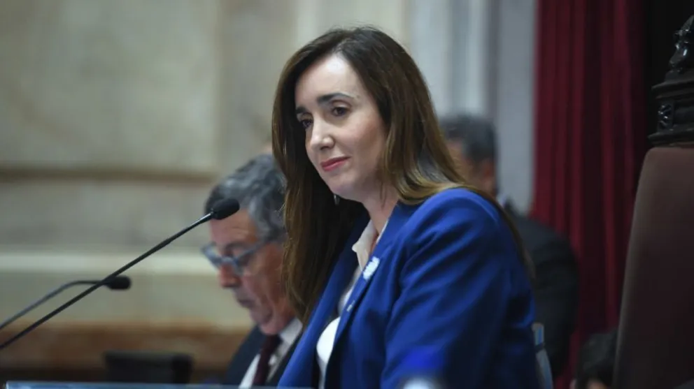 Villarruel acepta tratar el DNU pese a resistencia inicial