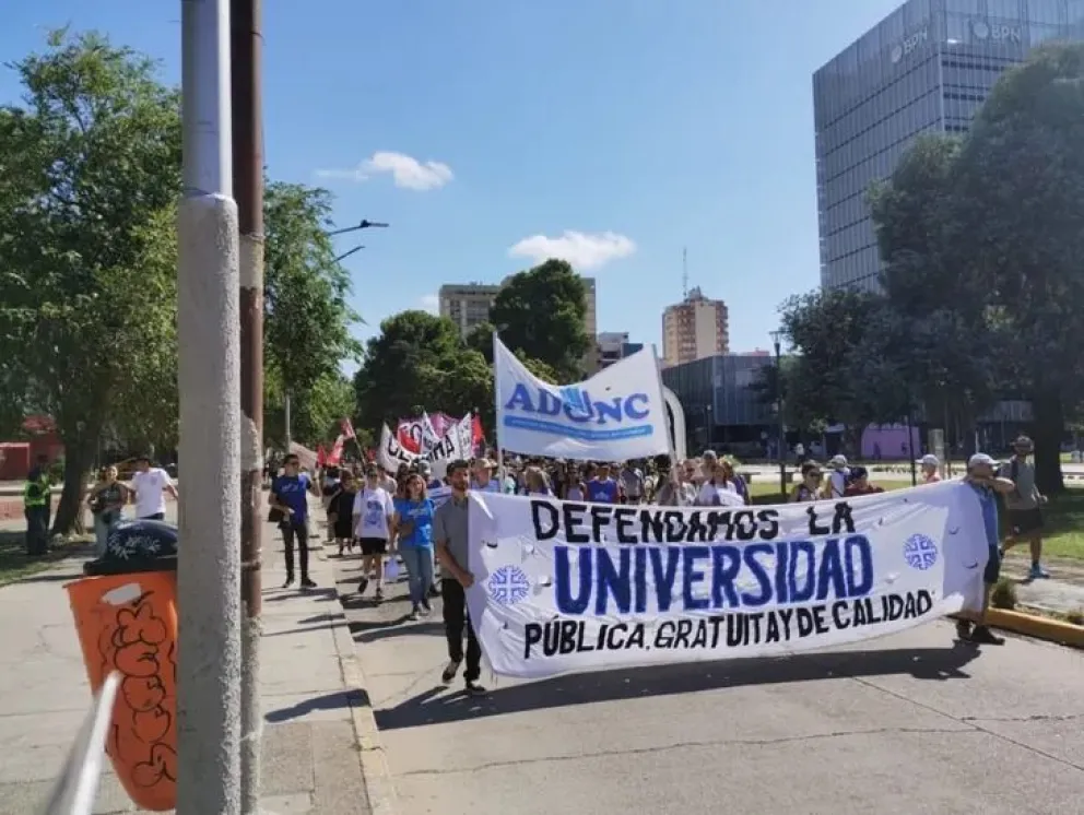 Oficializan un incremento del 70% en presupuesto universitario