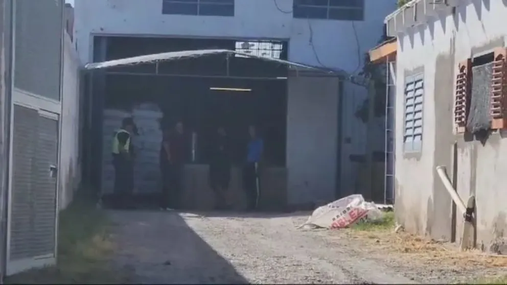 Un trabajador se encuentra gravemente herido tras caer desde más de 5 metros de altura