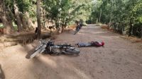 Rescatado y detenido: Intentó huir con una moto robada y cayó en un canal de riego del Alto Valle